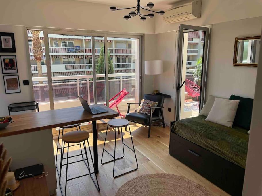 Elegant Appartement 2Pieces Piscinevue Mer Parking Vallauris Exterior foto